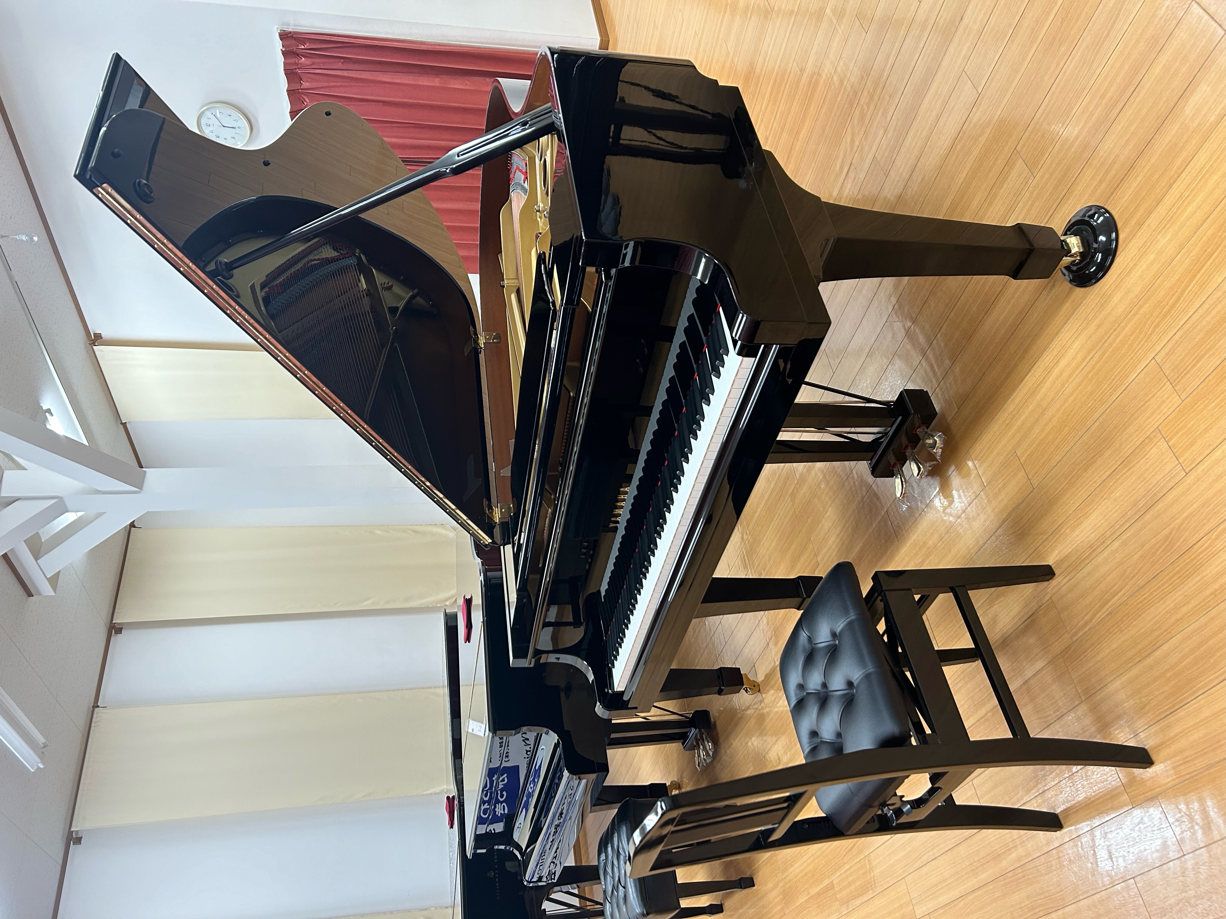 YAMAHA C3E